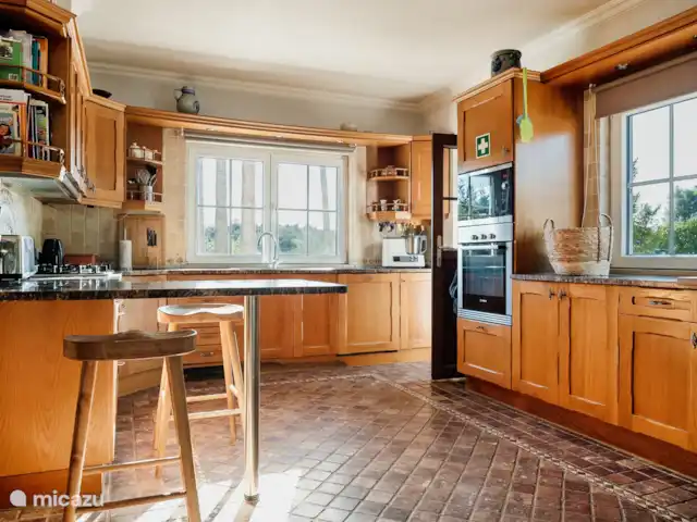 Entrecolinas | Portugal, Algarve, Paderne - villa La cuisine avec micro-ondes et four