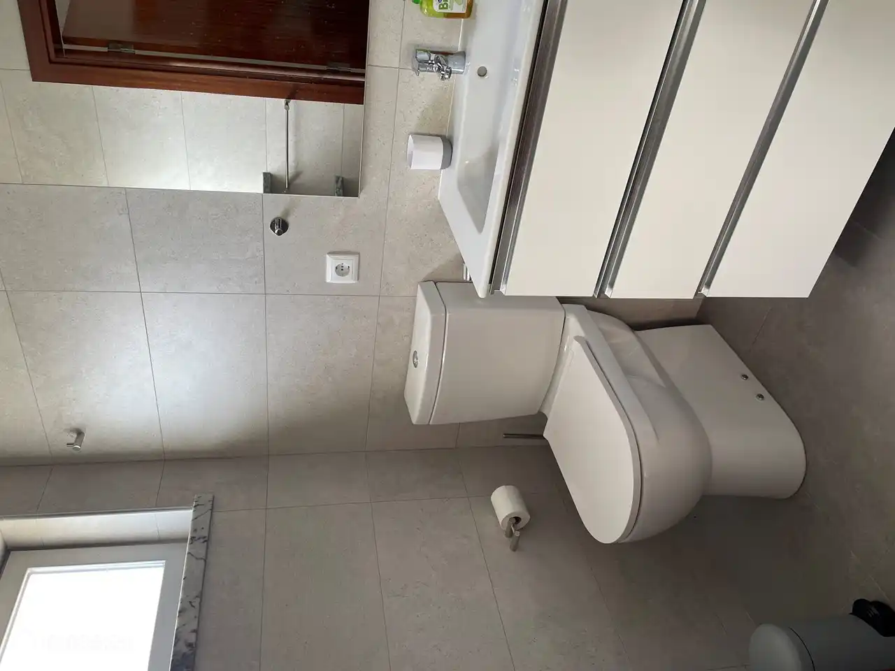 Bathroom 2 with shower and toilet
This bathroom is at the back of the house.