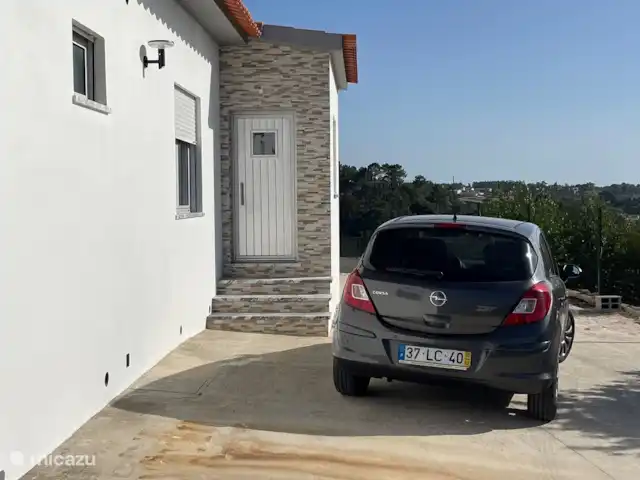 Casa Leo Mar | Portugal, Costa de Prata, Santa Catarina CLD - bungalow Parking privé devant la porte.