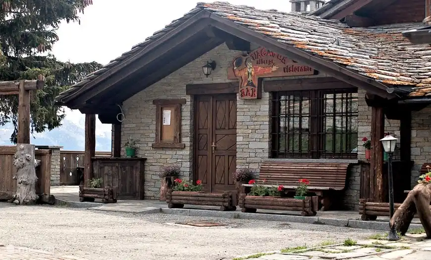 Das Restaurant/Gasthaus Vagneur befindet sich im Dorf.
