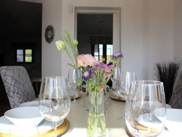 Maison 3 Chambres, Tennis+Piscine, Miraflores | Espagne, Costa del Sol, Riviera Del Sol - maison de ville Salle à manger avec accès direct à la cuisine