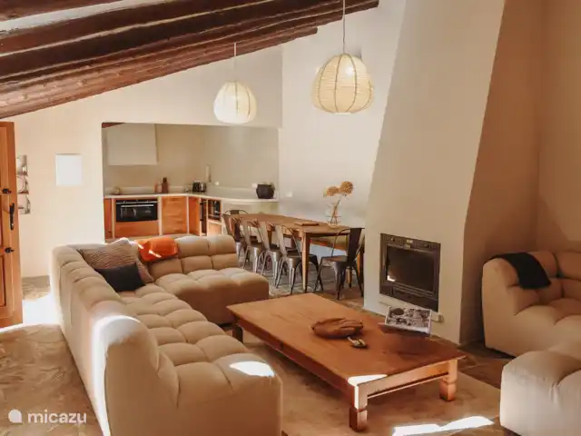 Finca Zennay Malaga  | Espagne, Andalousie, Canillas de Aceituno - finca Salon avec cuisine ouverte