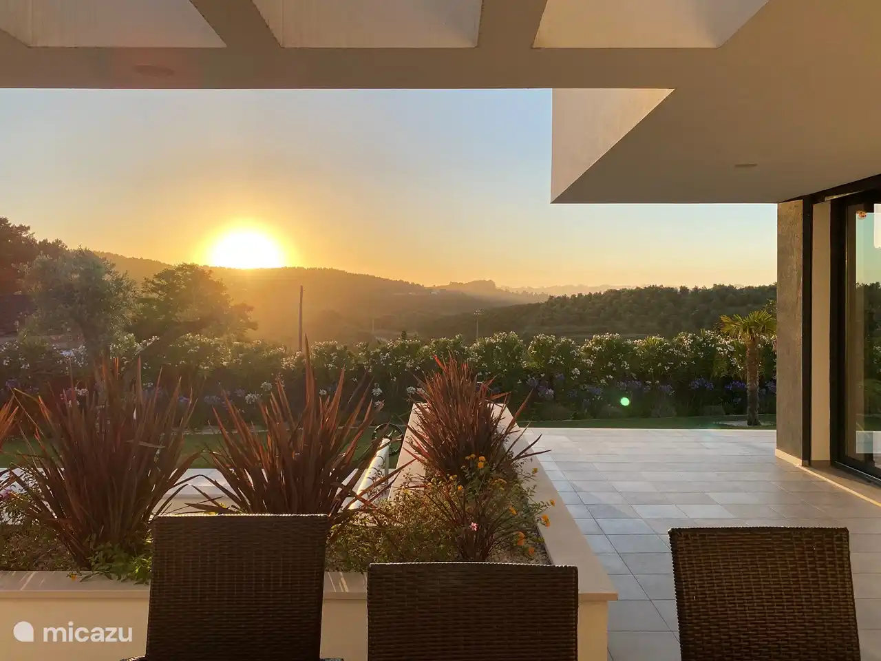 Genießen Sie den Sonnenuntergang