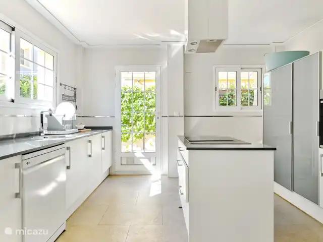 villa en España, Costa Blanca, Aspe – Butterfly Villa - piscina y parque infantil Cocina