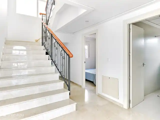 villa en España, Costa Blanca, Aspe – Butterfly Villa - piscina y parque infantil Escalera