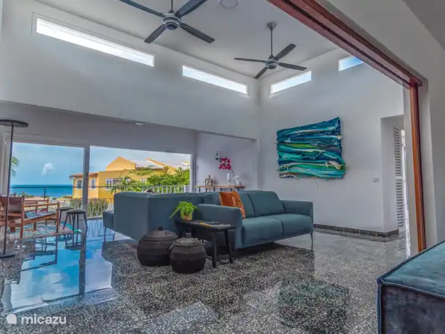 La Villa Océan Bleu | Curaçao, Curaçao-Centre, Willemstad - villa salon avec vue sur l'océan