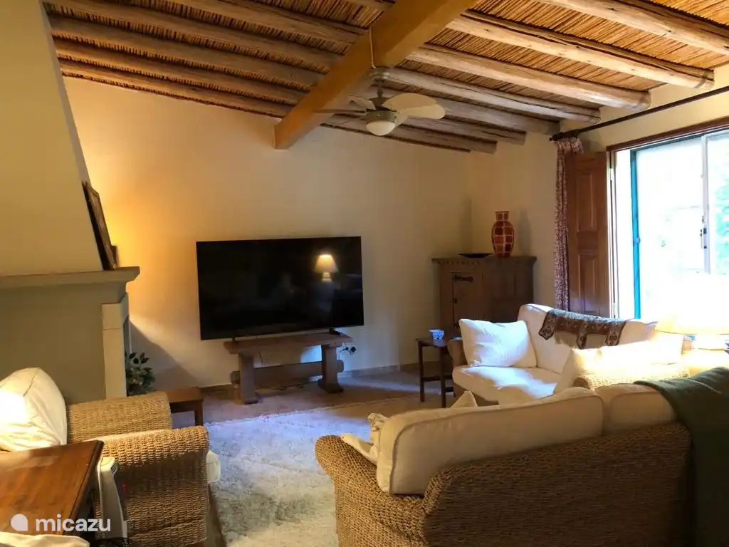 cuarto de televisi&#243;n