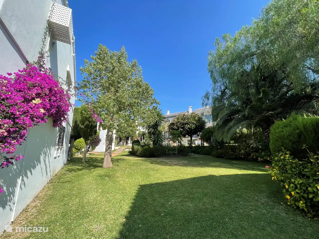 You can enjoy the sun everywhere through the large garden