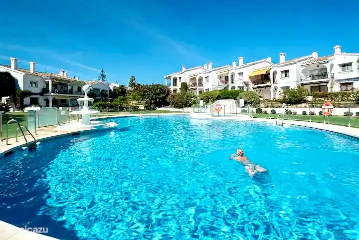The swimming pool is about 150 meters away when you walk from the terrace to the left, so you have the benefits and not the burdens of the swimming pool.