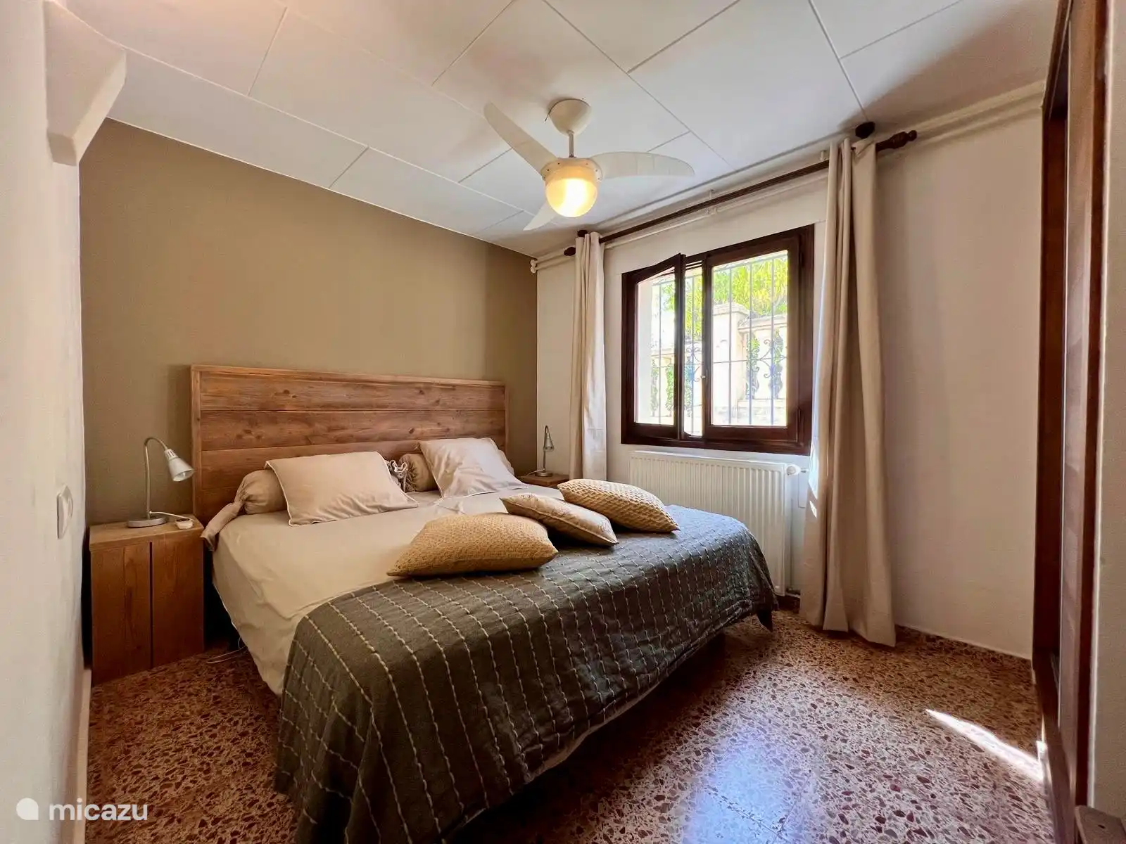 Dormitorio principal - Apartamento vacacional Merluza en Moraira, Costa Blanca