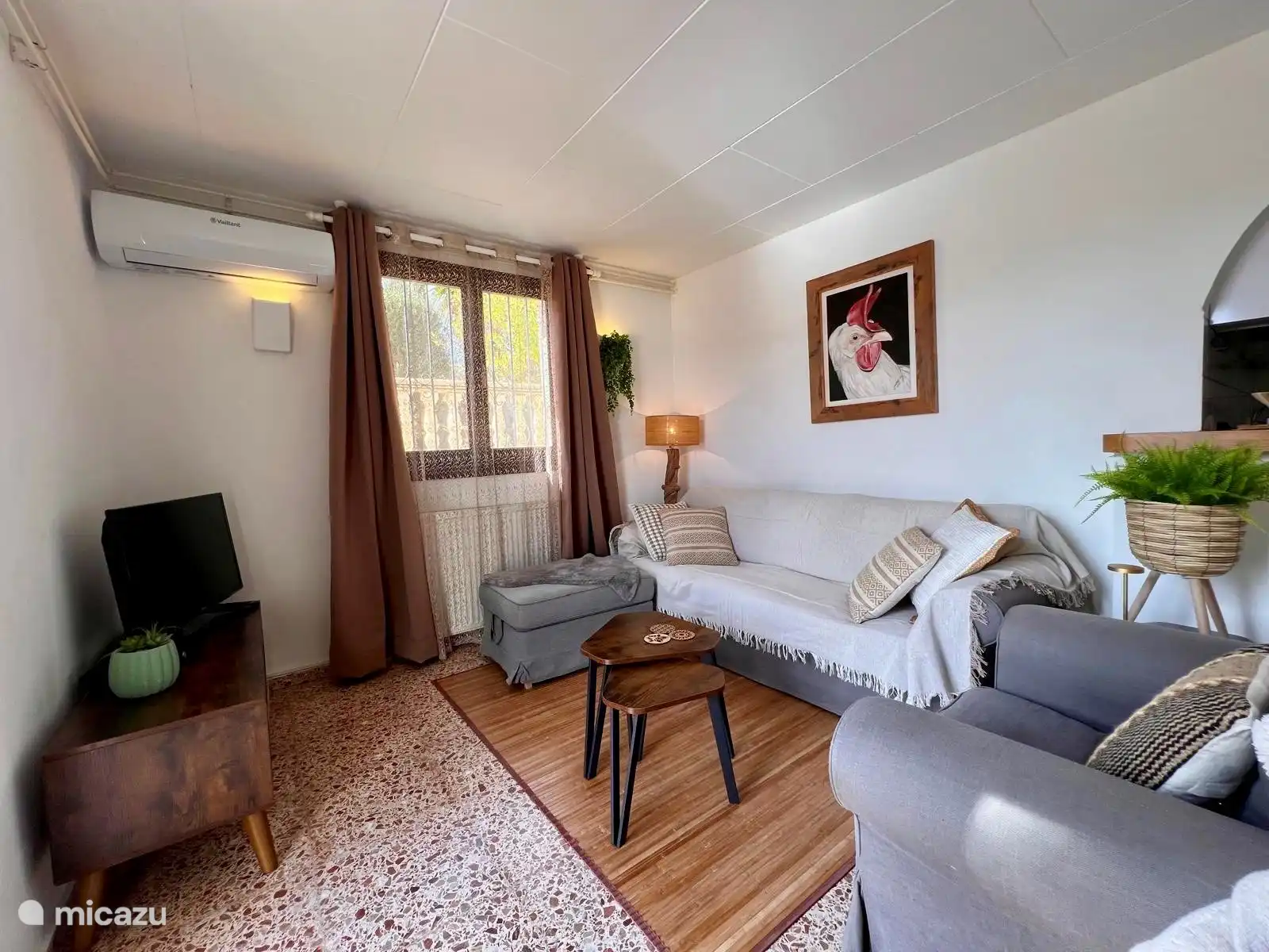 Salón con mesa de comedor - Apartamento vacacional Merluza en Moraira, Costa Blanca