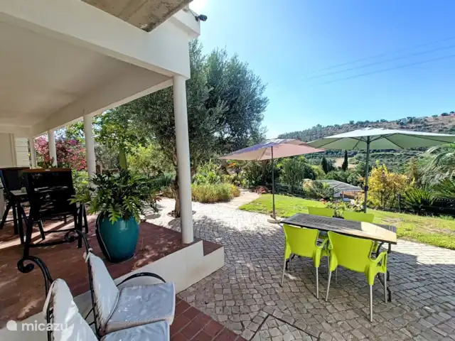 appartement huren in Portugal, Algarve, S.B. de Messines – Bungalow Jullie terras.