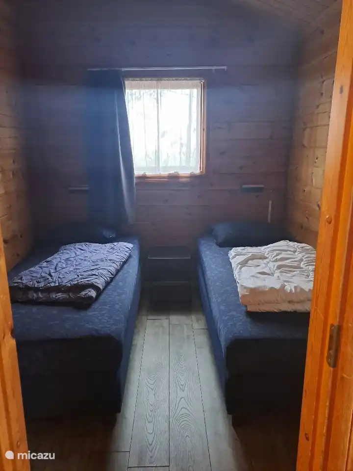 Schlafzimmer mit 2 Einzelbetten