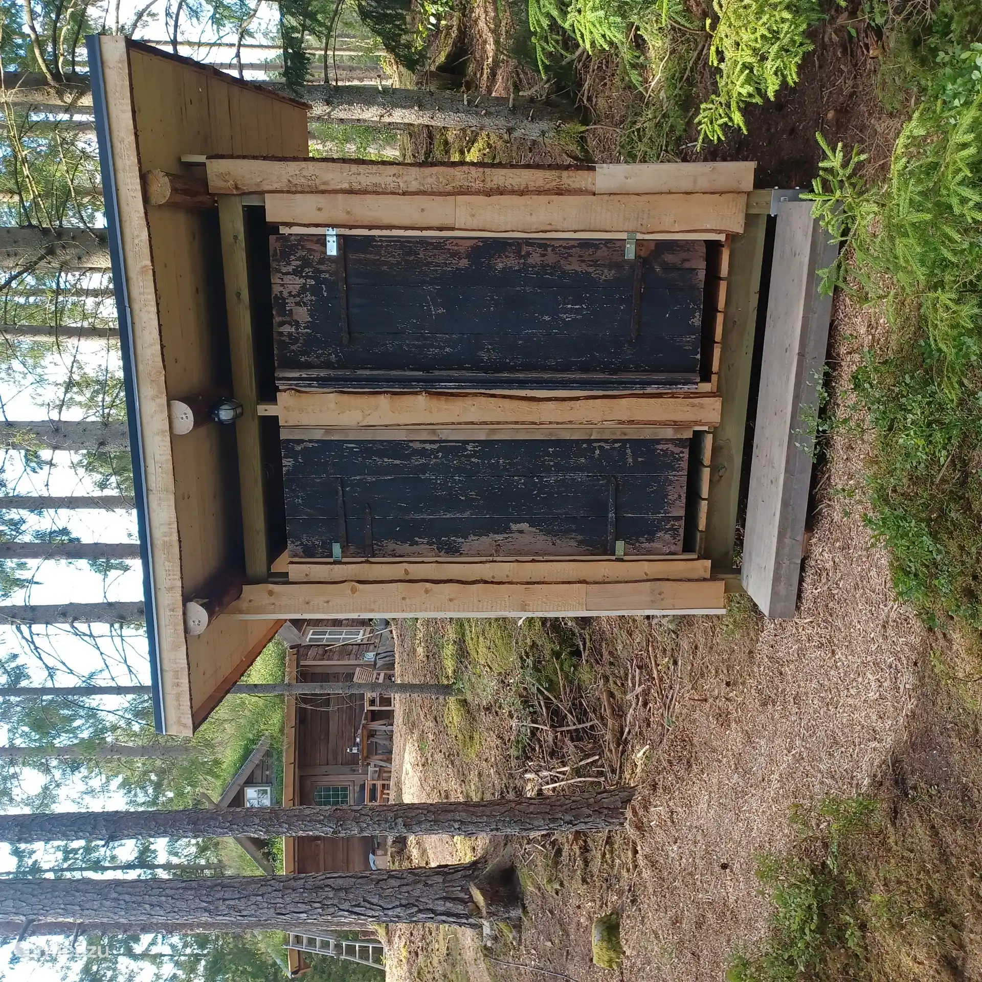 Bio toilet and outdoor shower at the house (the second regular toilet with shower is about 100 meters from the house)