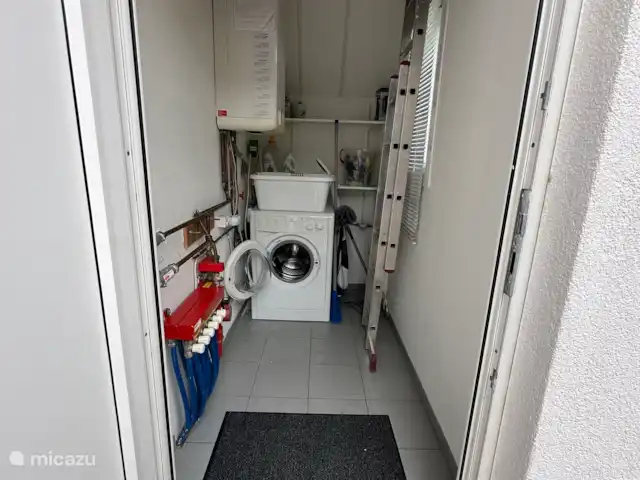 Château Cazaleres Villa 91 | France, Ariège, Daumazan-sur-Arize - maison de vacances Machine à laver (2024)