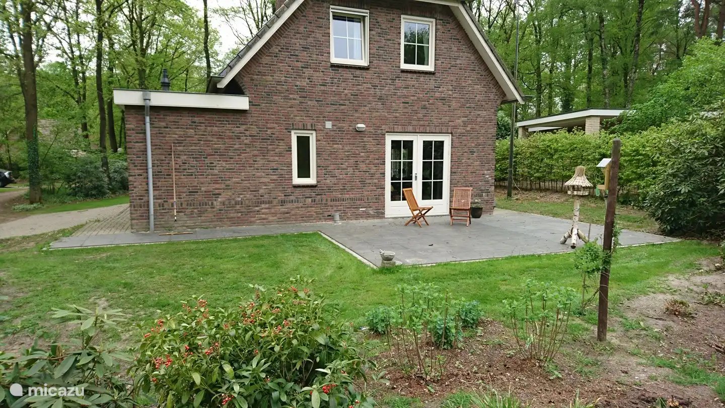 Terrasse à l'arrière