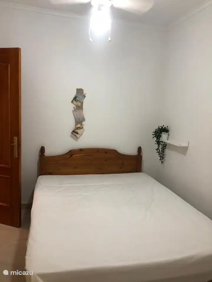 second bedroom with double bed (160 x 200), shelf for your mobile