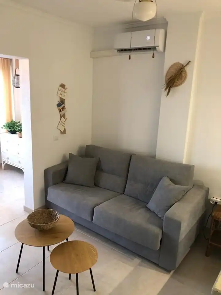 The comfortable sofa bed, where the fifth and sixth person can sleep. (140x200)