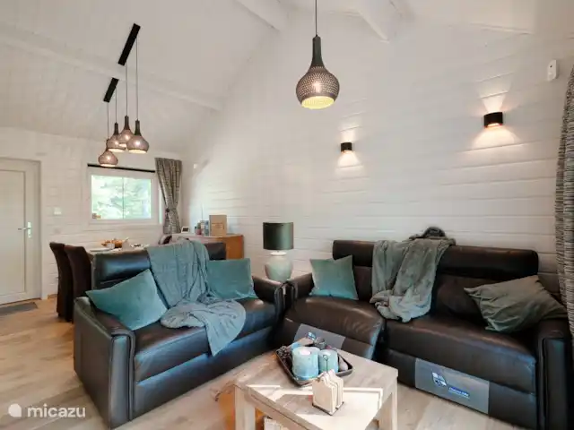 Chalet D'un Ami en Bélgica, Ardenas, Heure - chalet Viviendo