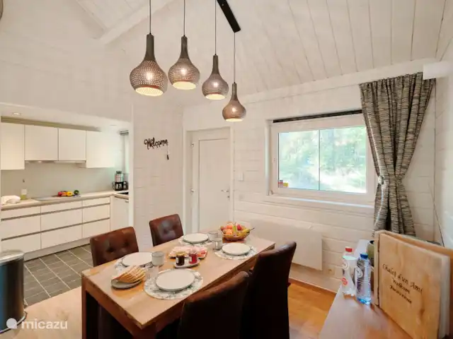 Chalet D'un Ami en Bélgica, Ardenas, Heure - chalet Viviendo