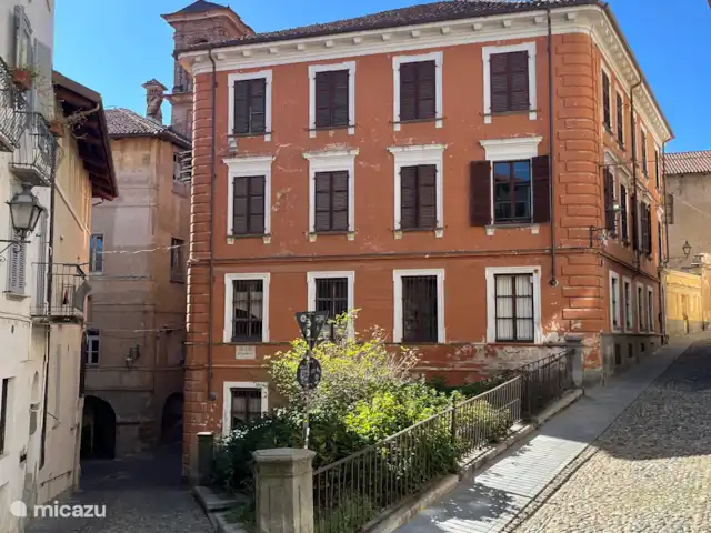 Villa Félix Piamonte en Italia, Piamonte, Turín - casa vacacional Pueblo de Saluzzo a 15 minutos
