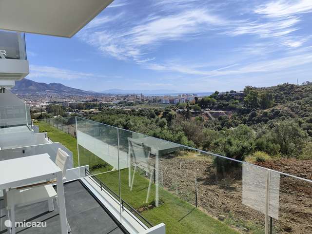 Holiday home in Spain, Costa del Sol, Mijas Costa - apartment Luxury apartment with large balcony