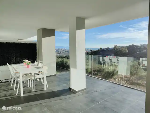 Luxe appartement met groot balkon huren in Spanje, Costa del Sol, Mijas Costa - appartement Balkon met uitzicht