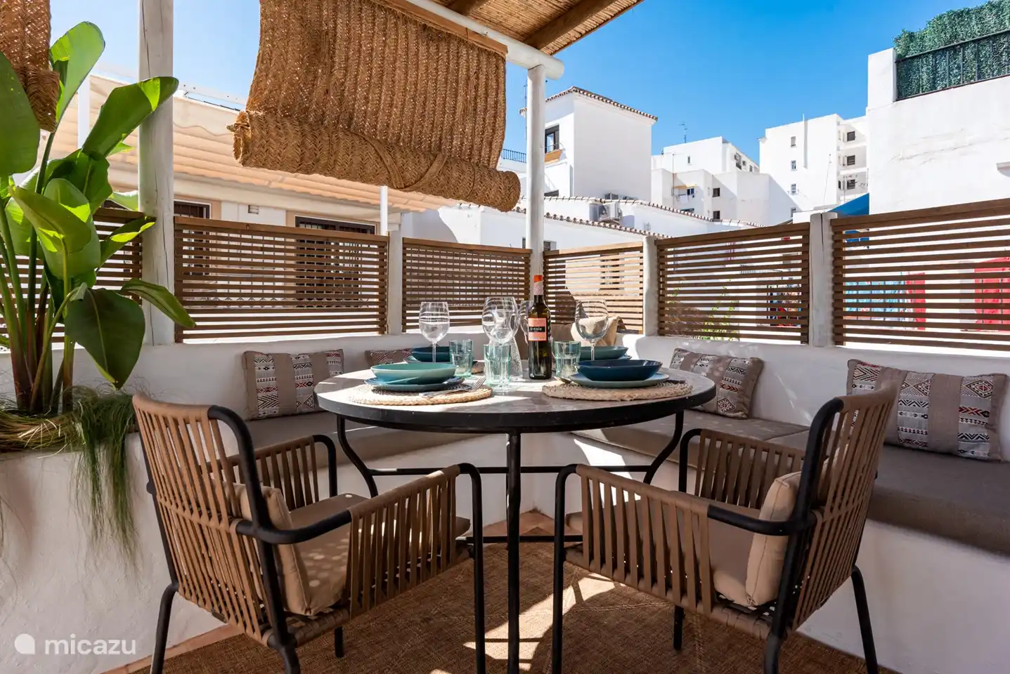 Vous voyez-vous déjà assis là ?