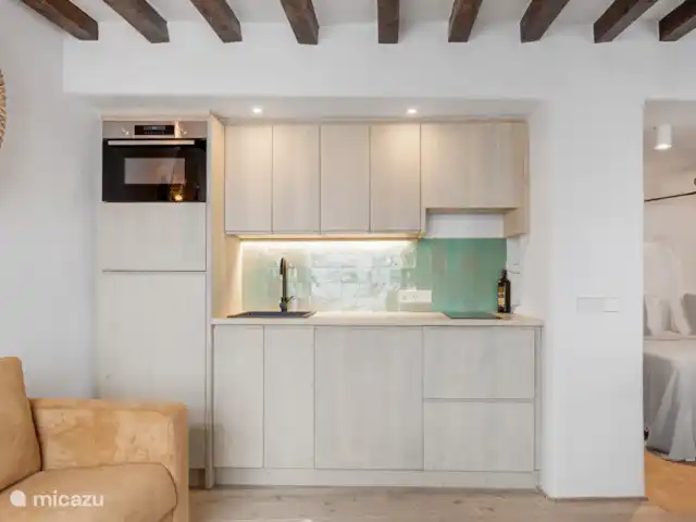 Casa Aduar Marbella Casco Antiguo 3b en España, Costa del Sol, Marbella - casa vacacional Cocina en planta baja con todos los electrodomésticos integrados.