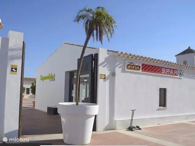 Casa Calida | Espagne, Costa Cálida, Sucina - appartement Supermarché de la station avec une large gamme dont du pain frais tous les jours