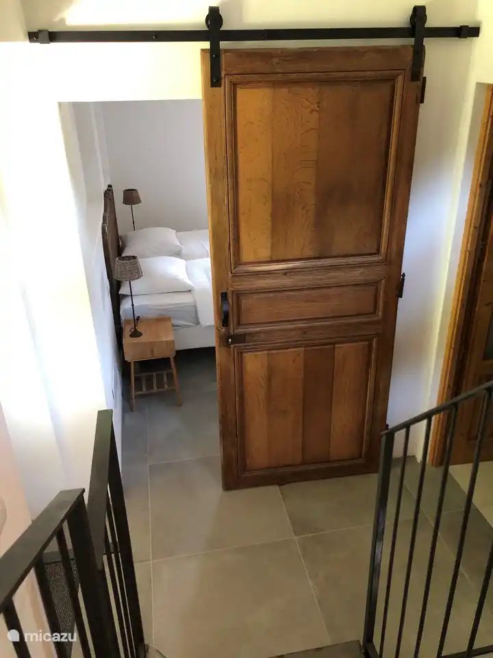 Schlafzimmer 1 vom Flur.