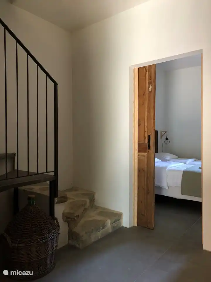 Schlafzimmer 2 vom Flur.