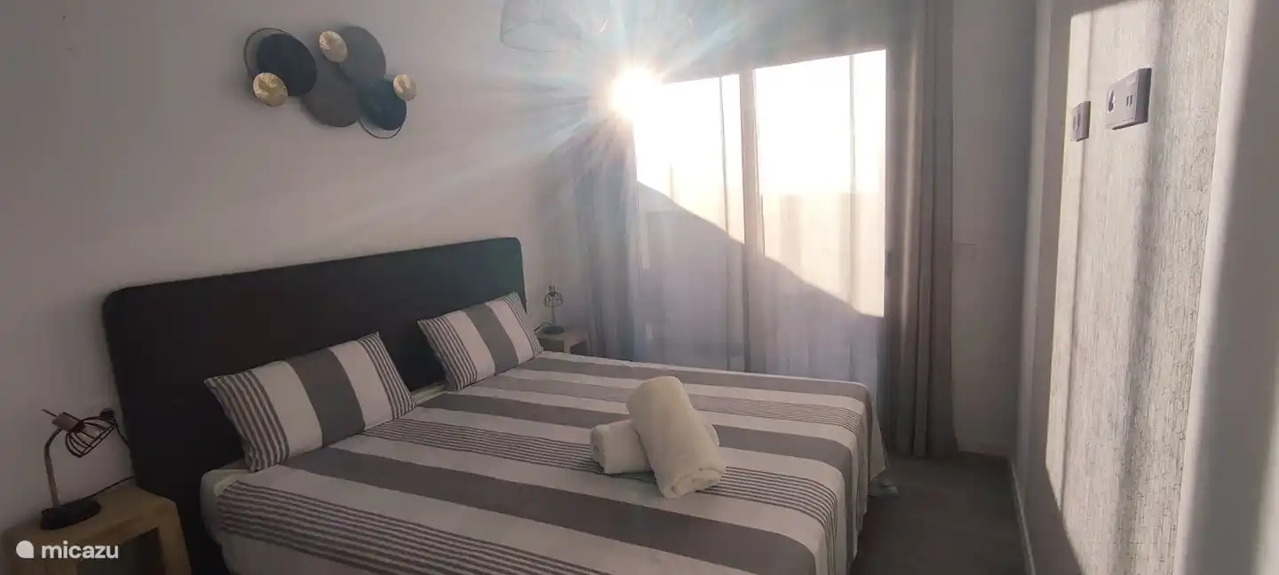 Chambre 1 sur balcon