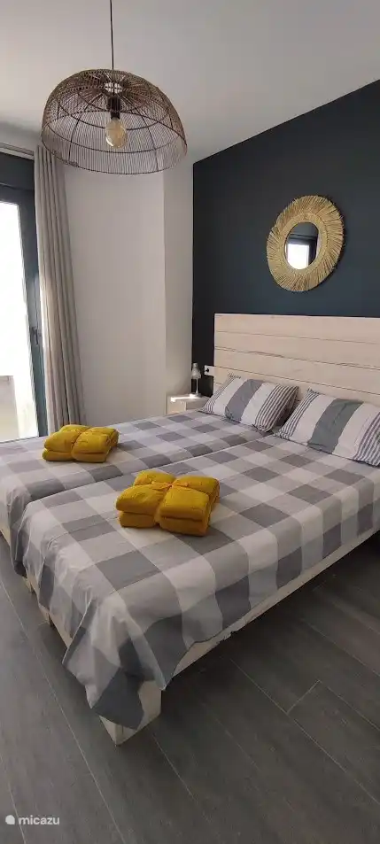 Chambre 2, avec 2 lits simples pouvant également être rapprochés