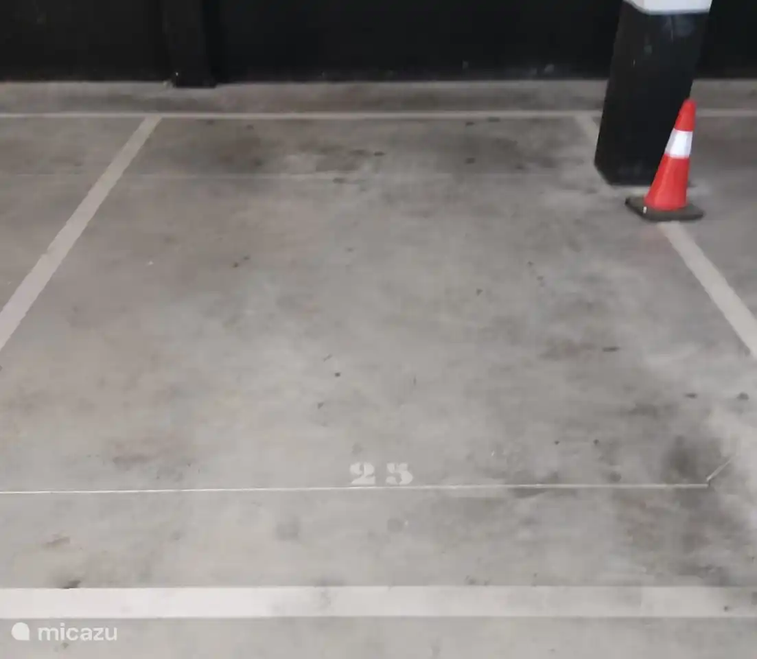 Place de parking privée