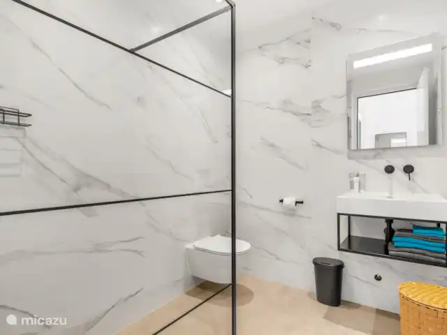 Appartement Rileks | Curaçao, Banda Ariba (est), Jan Thiel - appartement Deuxième salle de bain de luxe.