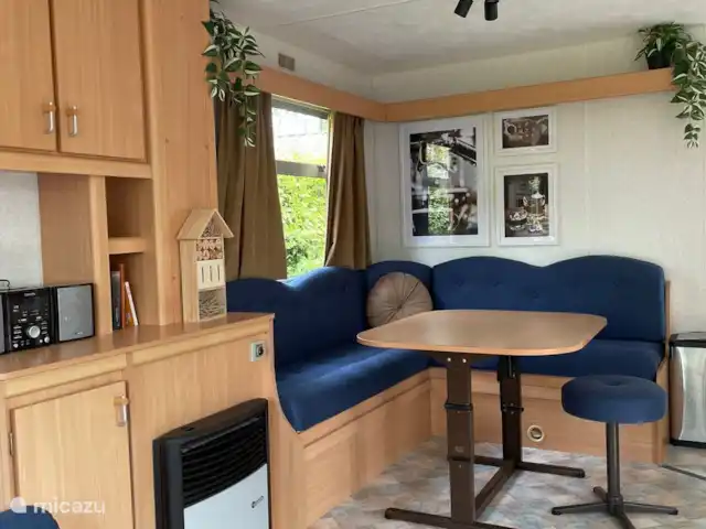 stacaravan huren in Nederland, Overijssel, Rheezerveen – Havik 90 - Camping de Klimberg Eethoek