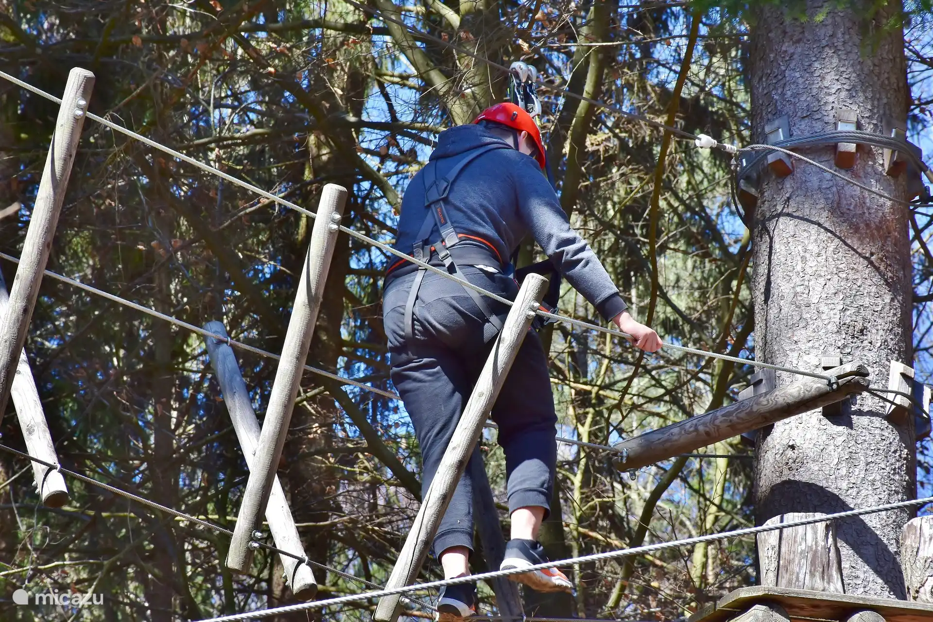 Parc d’escalade avec tyrolienne de 250 m (10 min de Casa Cossi) 