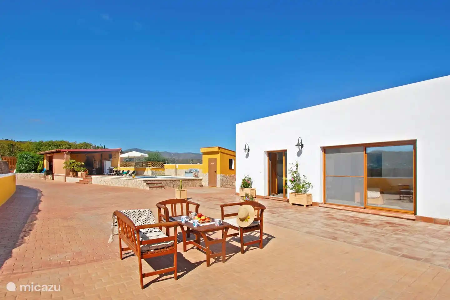 Raum, Licht und Aussicht waren das, was wir im Sinn hatten, als wir unseren Traum verwirklichten.