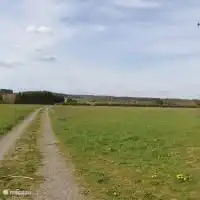 Schöne Umgebung, die vom Haus aus beginnt