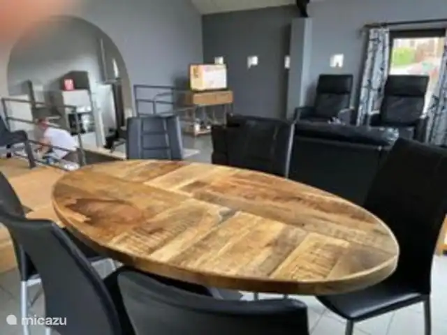 Maison Bonne Humeur Achouffe huren in België, Ardennen, Houffalize - gîte / cottage Heerlijke tafel om gezelschapspellen te spelen of om aan te ontbijten