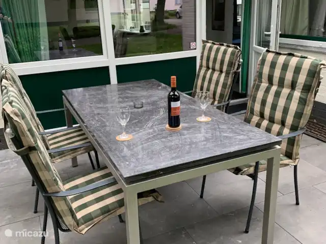 Vakantiehuis ontdek Zuid-Limburg huren in Nederland, Limburg, Simpelveld - vakantiehuis Zitset met uitsicht in het groene park en speeltuin