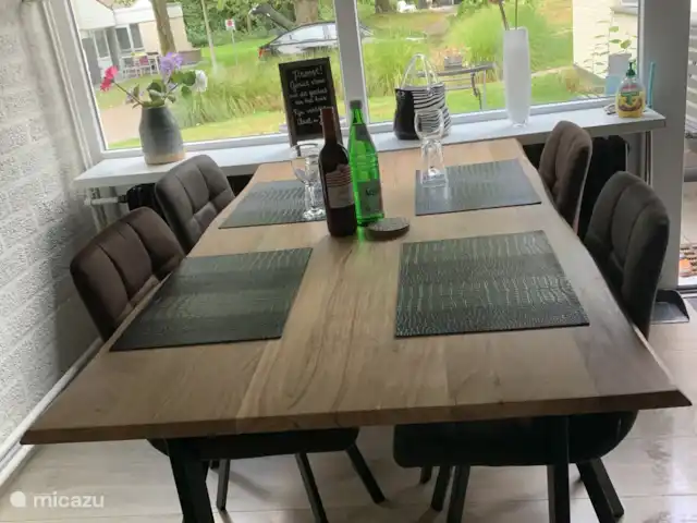 Vakantiehuis ontdek Zuid-Limburg huren in Nederland, Limburg, Simpelveld - vakantiehuis Eettafel met uitzicht in het Park