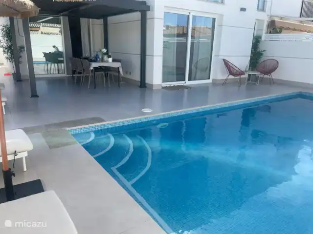 Casa VDK | Espagne, Costa Cálida, Los Alcázares - villa Les carrelages à l'intérieur de la maison se prolongent à l'extérieur