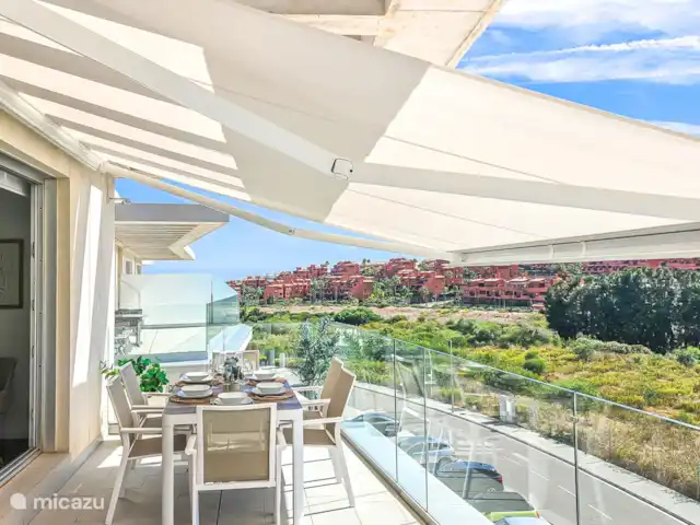 Serenity Collection huren in Spanje, Costa del Sol, Estepona - appartement Terras met zonnescherm