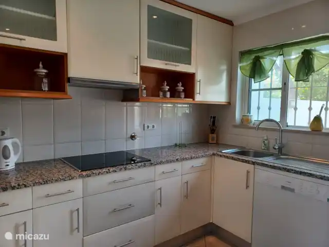 Casa com Piscina Vilamoura huren in Portugal, Algarve, Quarteira - geschakelde woning