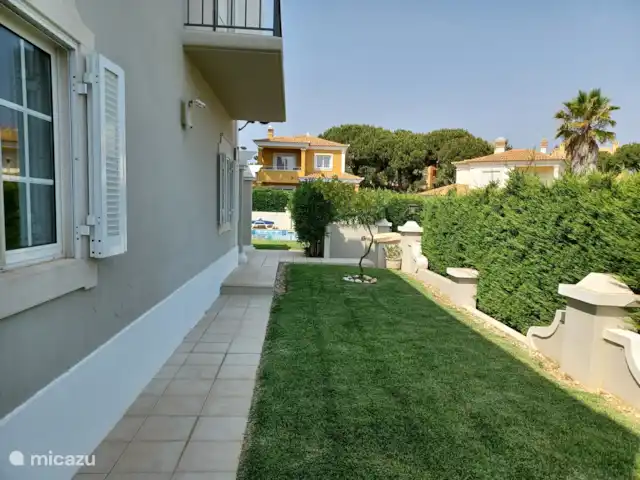 Casa com Piscina Vilamoura huren in Portugal, Algarve, Quarteira - geschakelde woning