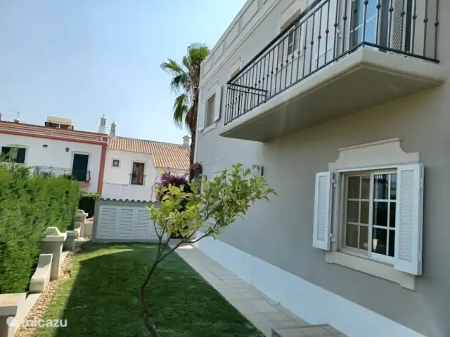 Casa com Piscina Vilamoura huren in Portugal, Algarve, Quarteira - geschakelde woning