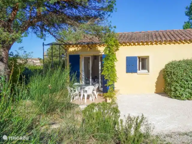 Location de Vacances France, Drôme, Mirabel-aux-Baronnies, gîte / cottage - La Françonne - Gîte Rouge