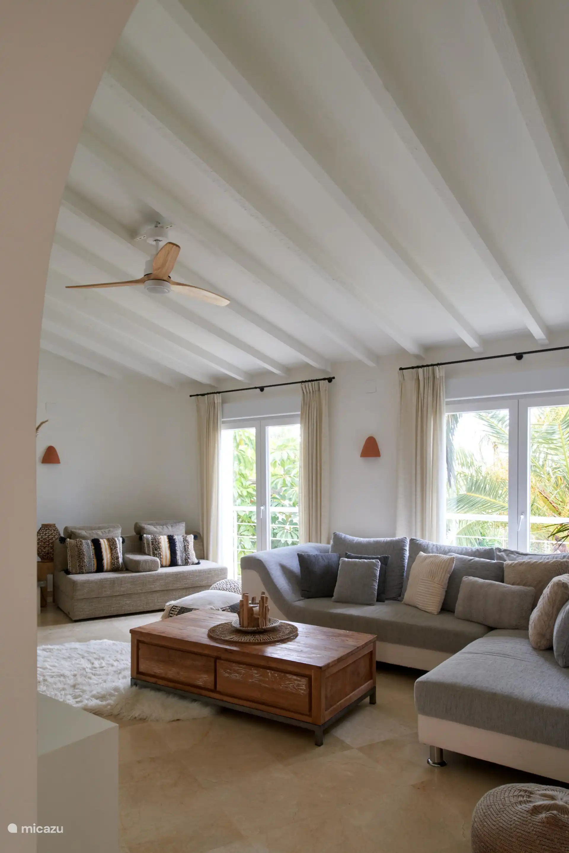 großes Wohnzimmer